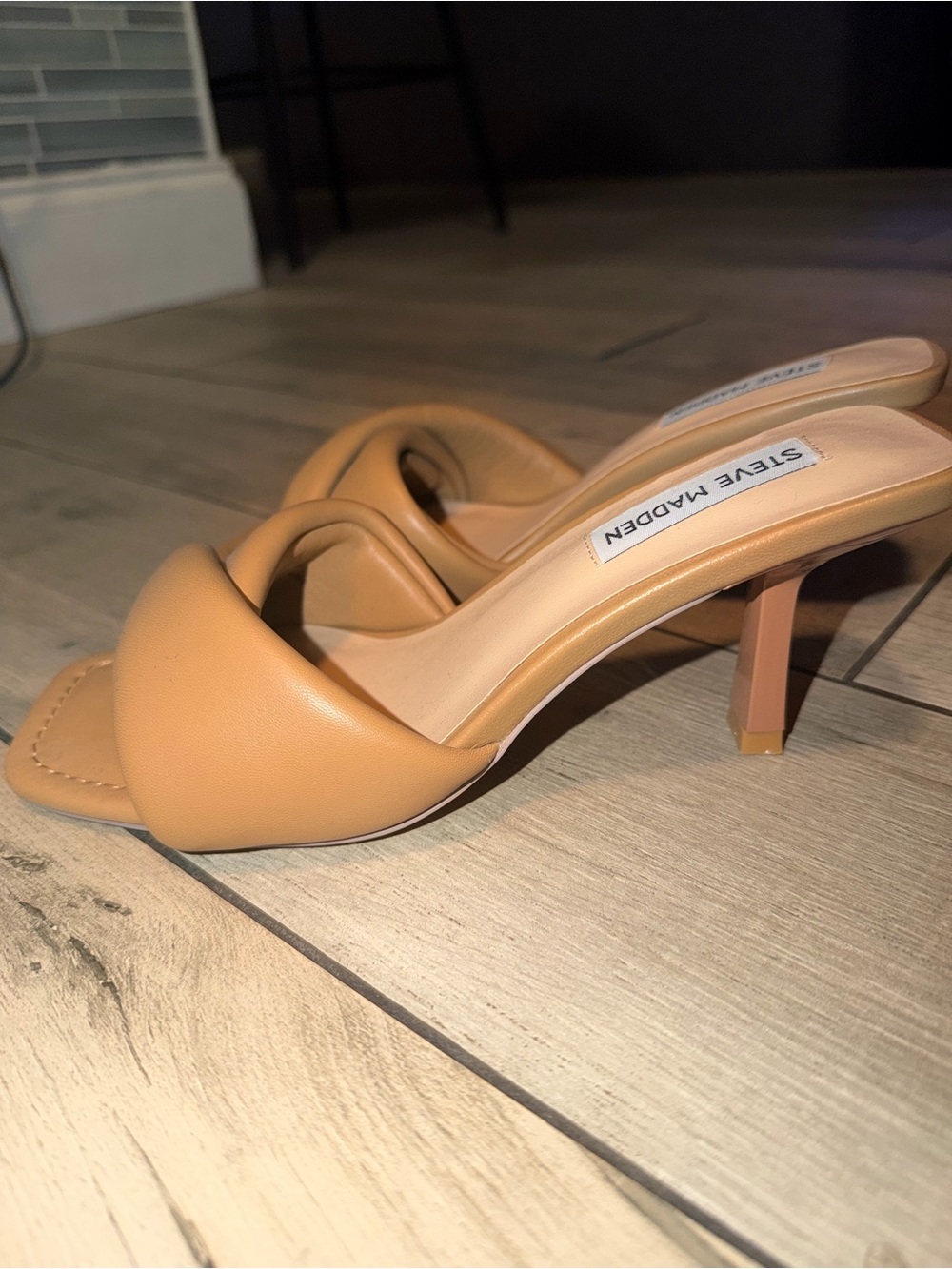 Steve Madden Tan Knotted Strap Square-Toe Mules - Picture 2 of 6